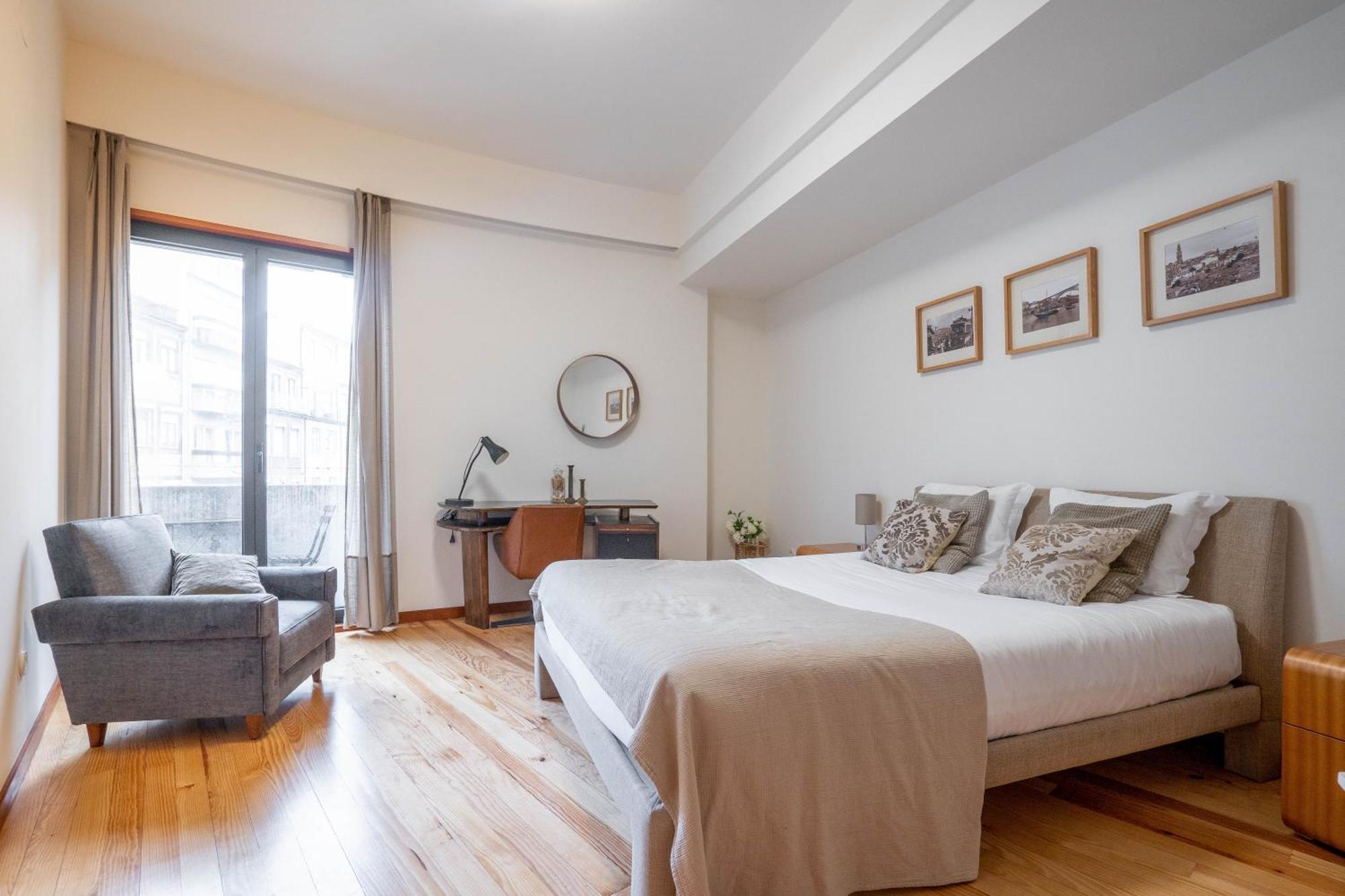 Appartamento Sublime Downtown Retreat By Elsa OOporto Esterno foto