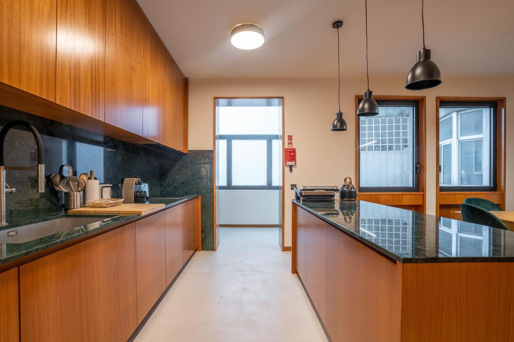 Appartamento Sublime Downtown Retreat By Elsa OOporto Esterno foto