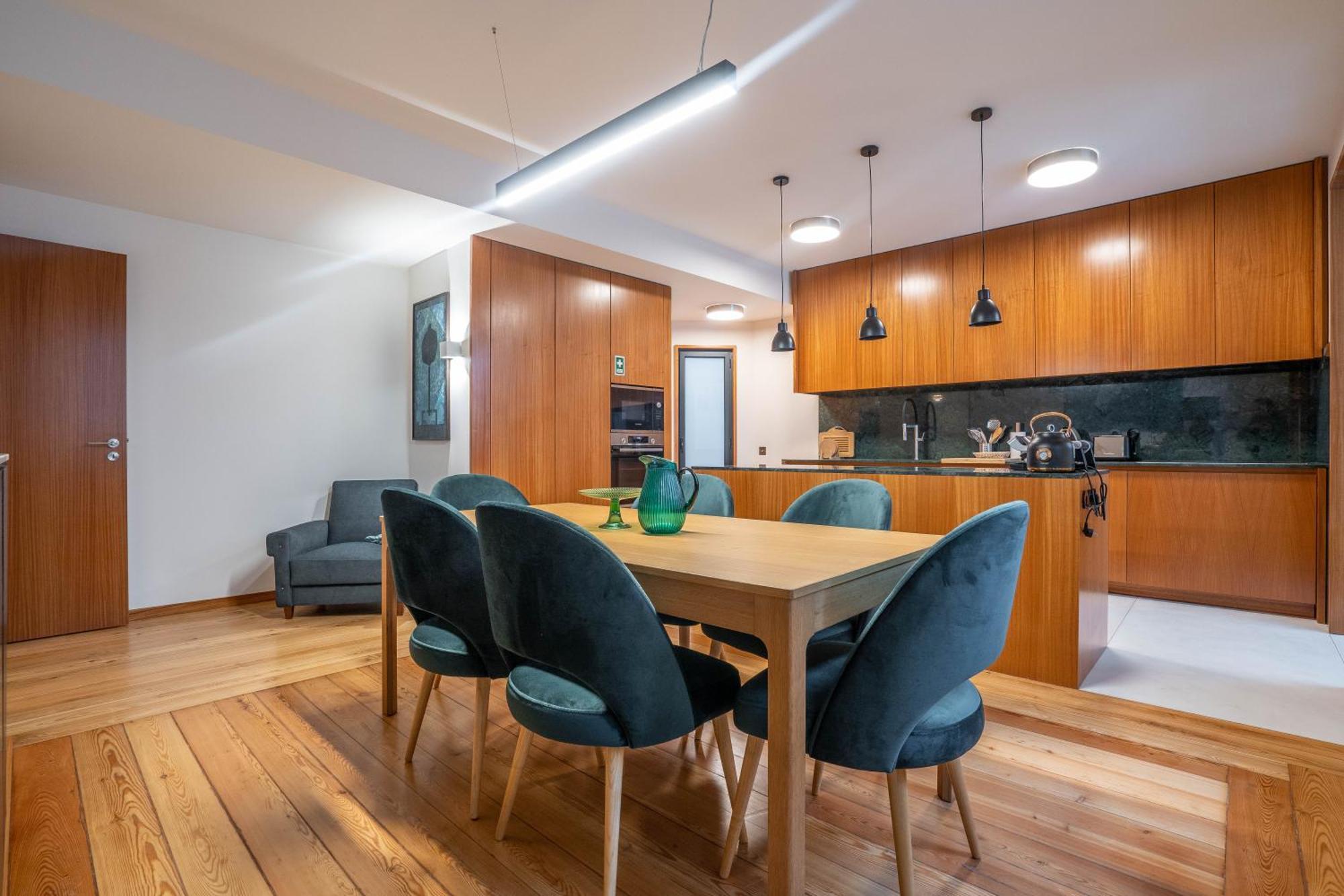 Appartamento Sublime Downtown Retreat By Elsa OOporto Esterno foto